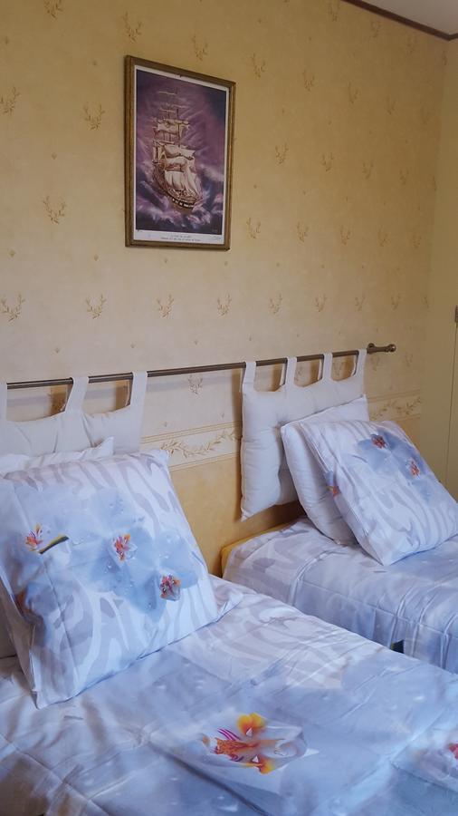 Aubry-le-Panthou カムデン ハウス アンド キャッスル Bed & Breakfast エクステリア 写真